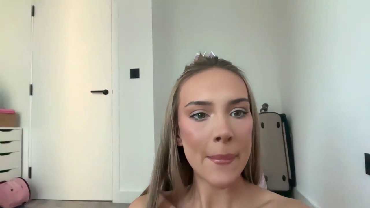 ellabelle cam recording
