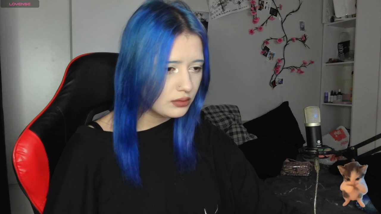 emilia_off0