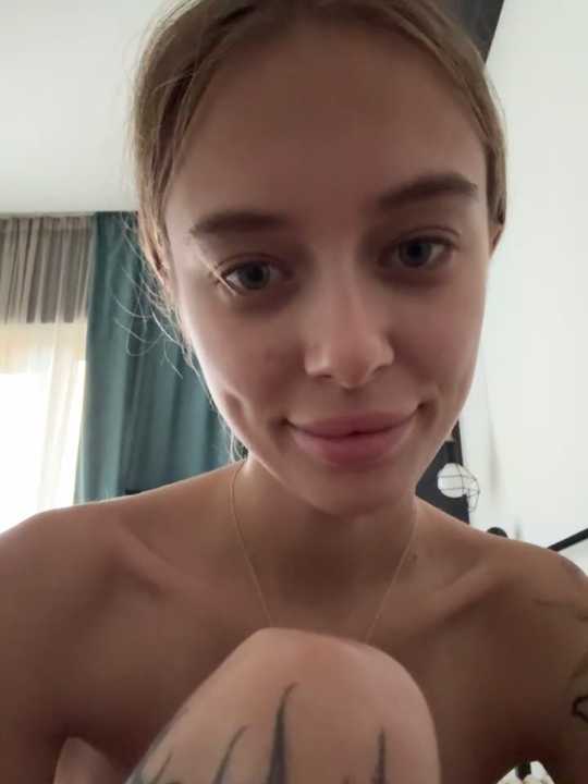 enjoy_my_beauty cam recording