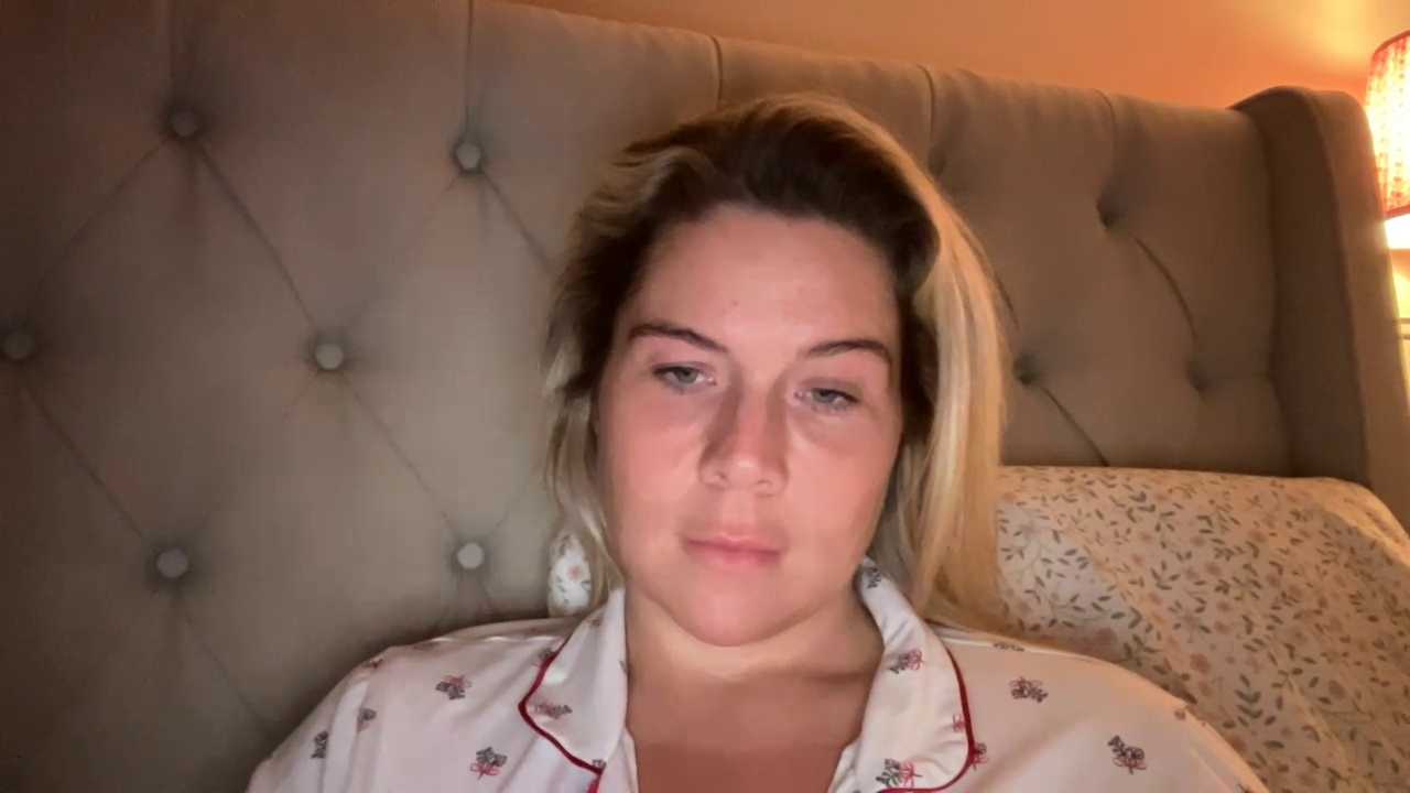 erincheshire Stripchat recording – Oct 19, 2026