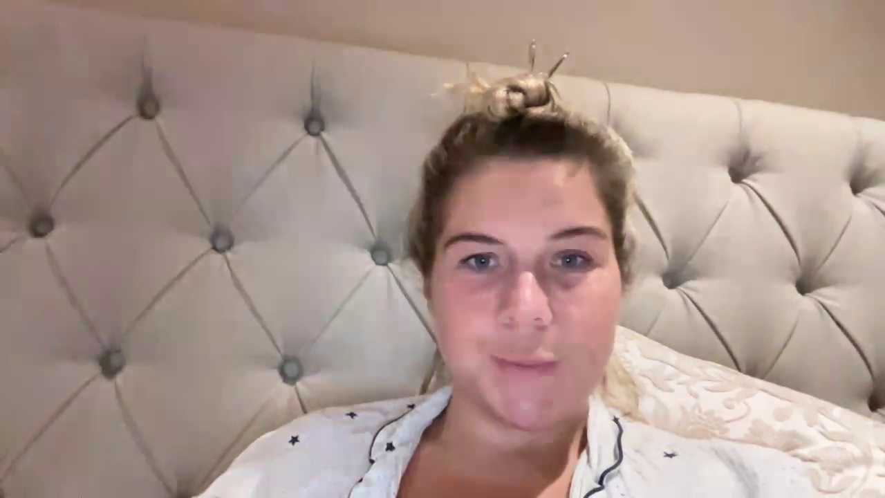 erincheshire cam recording
