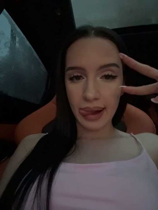 flora_off cam recording
