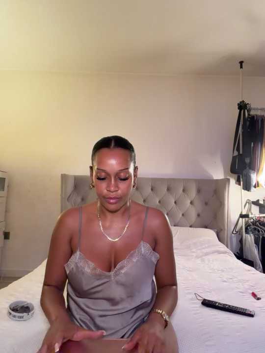 gia-monroexx cam recording