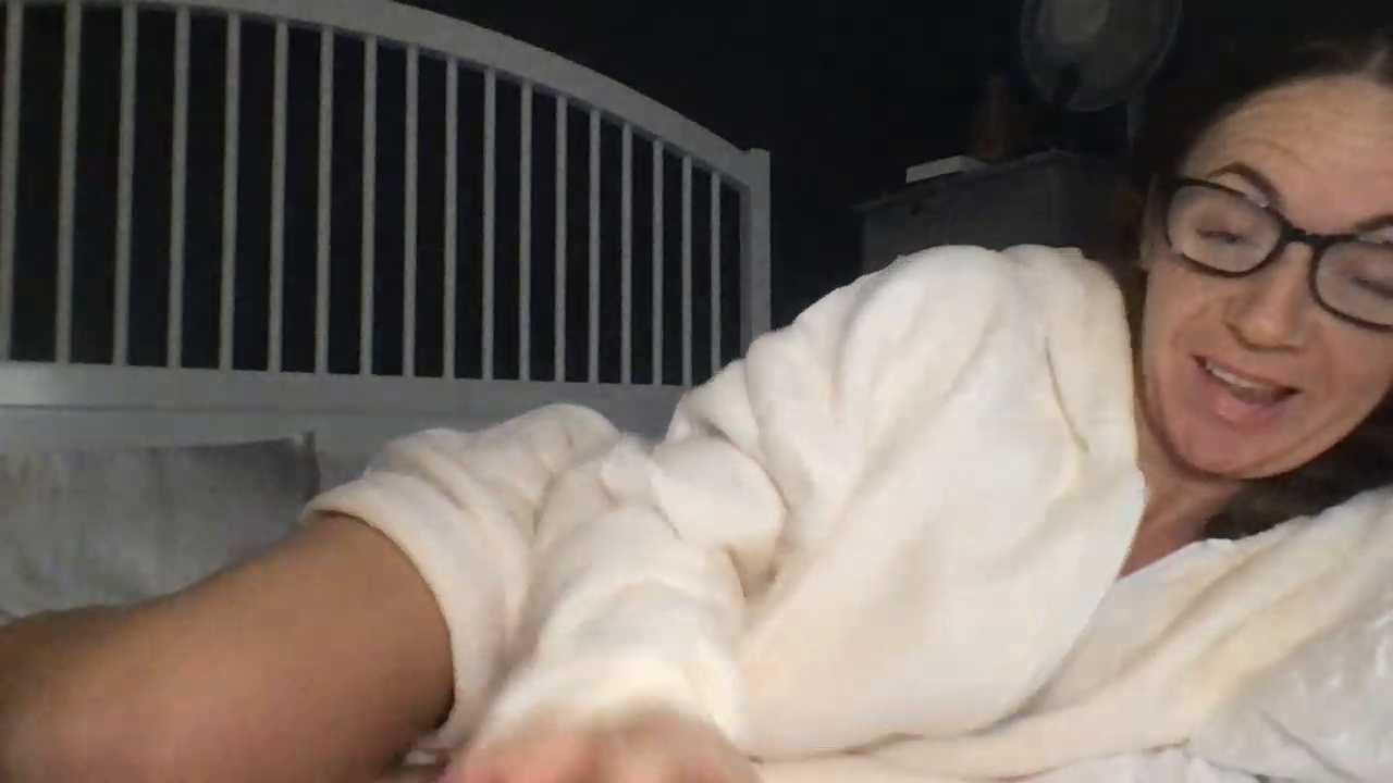 gingergymbunny Stripchat recording – Oct 24, 2026