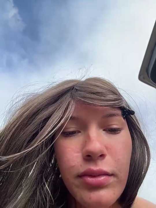 girl-Emily cam recording