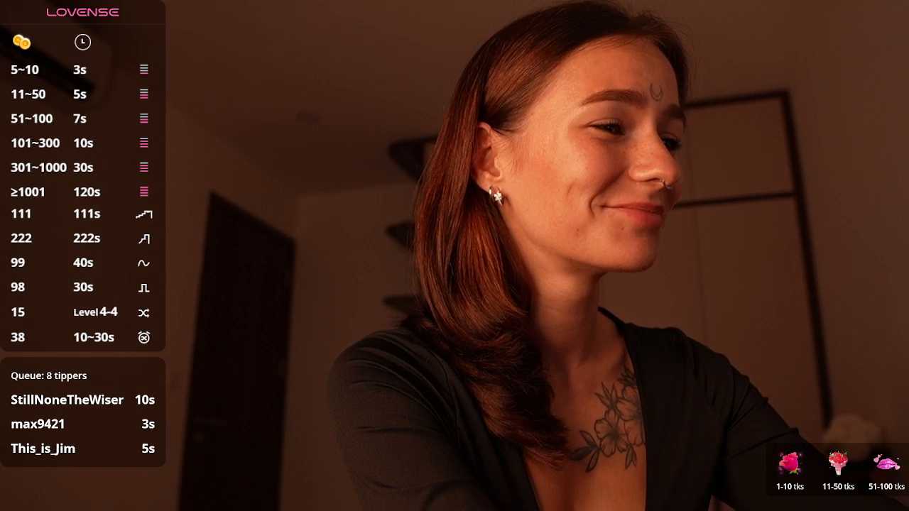 girl_with_snaketatto0