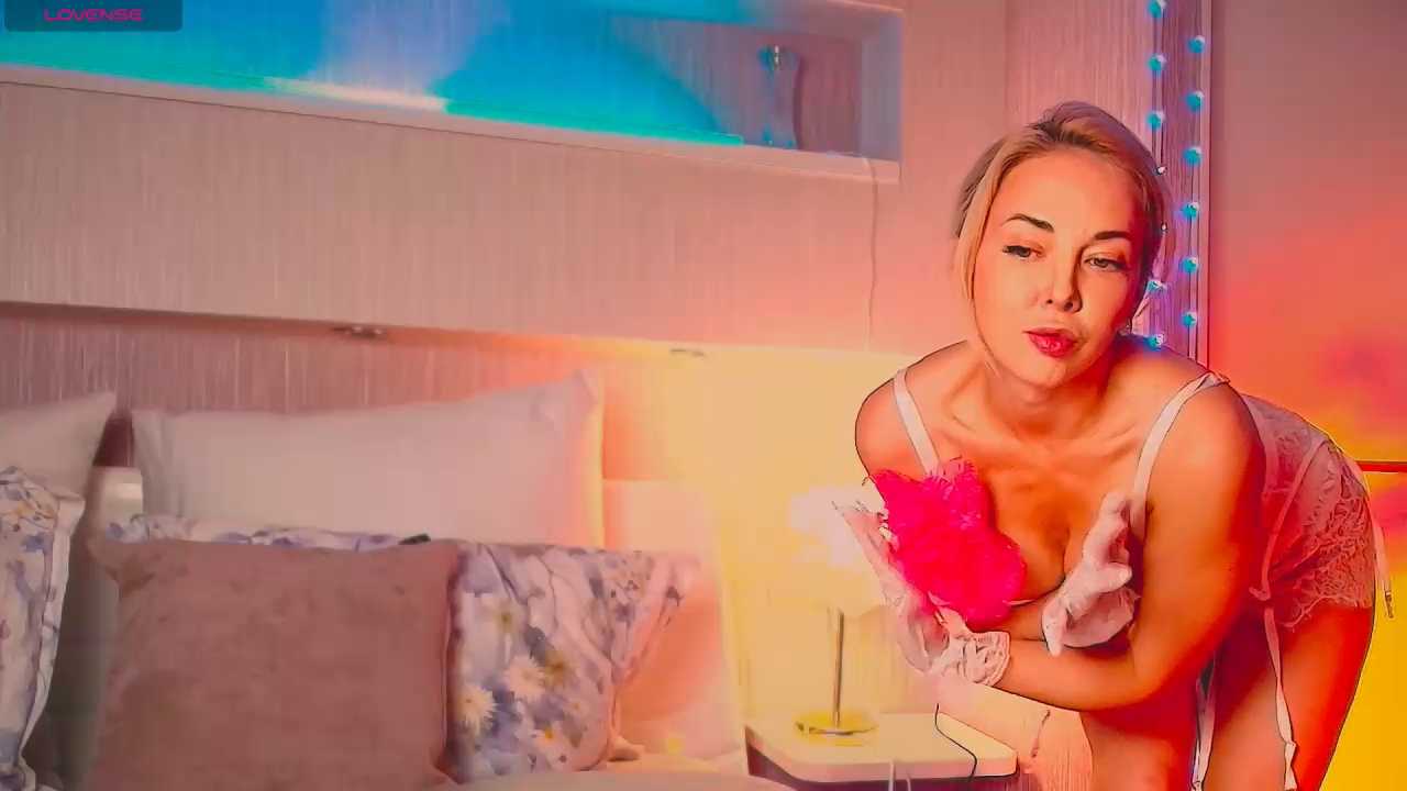 glorianikolson cam recording