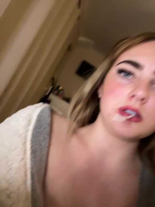 honeyh Stripchat recording – Oct 21, 2026