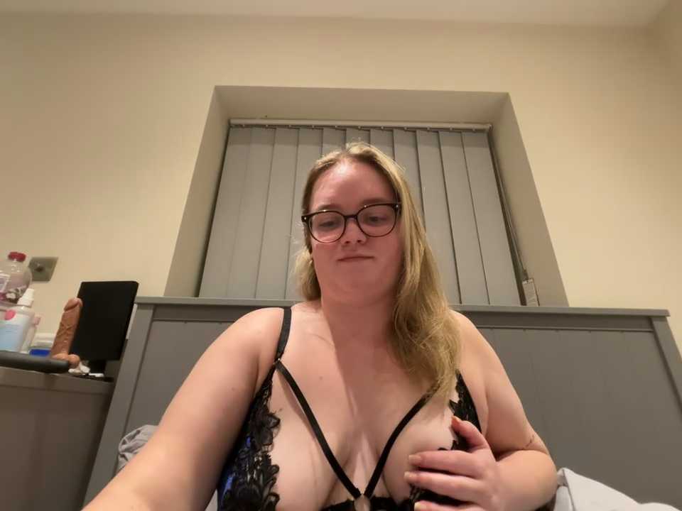 honeyyy24 cam recording
