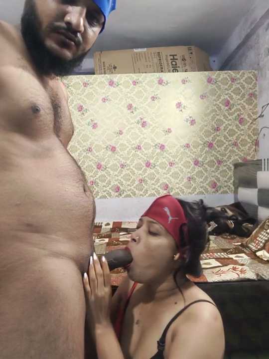 hot_wife_35 cam recording