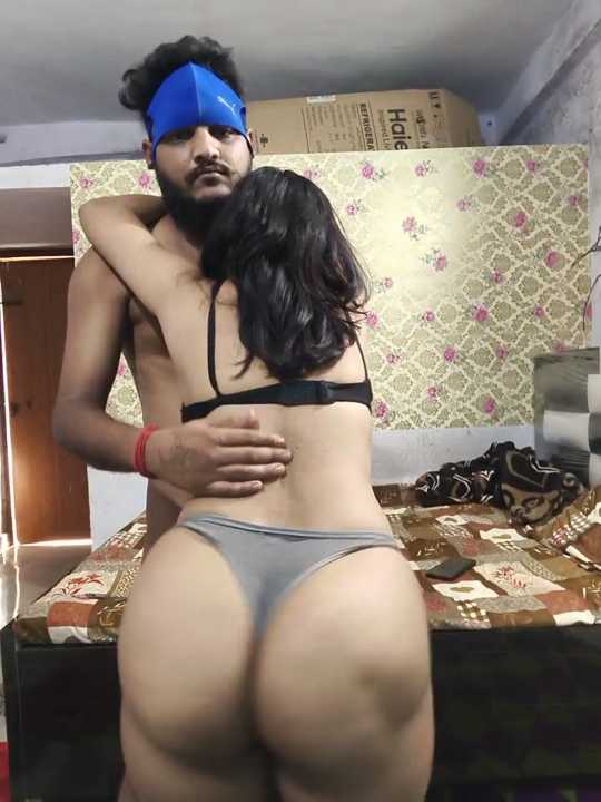 hot_wife_35 cam recording