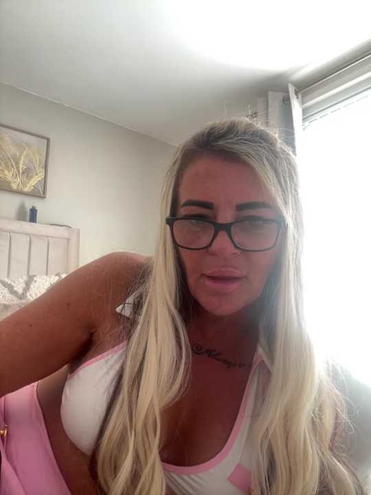 hotmilf66 cam recording