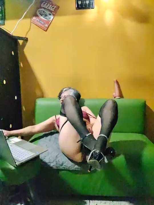ilonna2025 cam recording