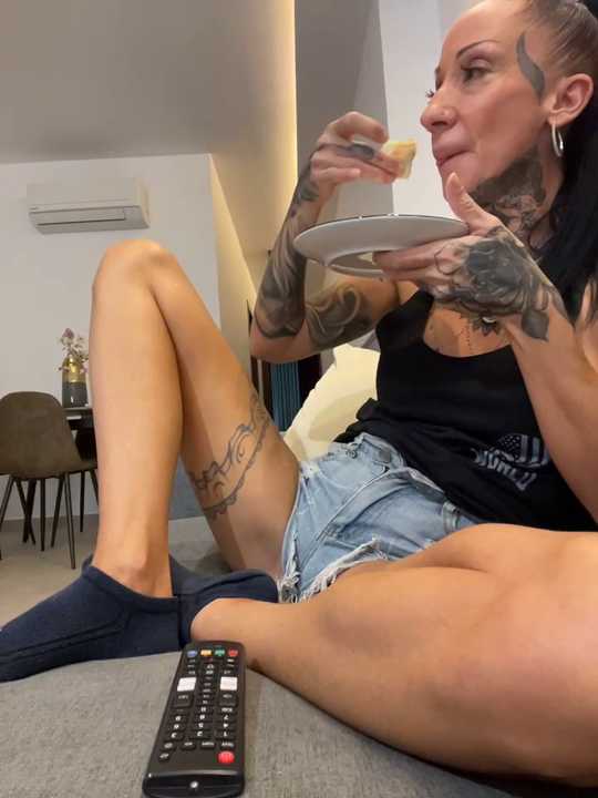 inked_up_jade cam recording