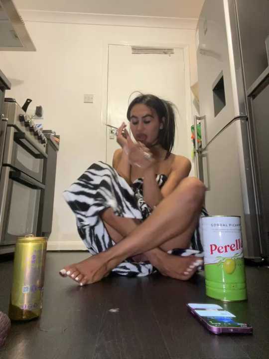 itsyourgirltee cam recording