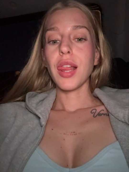 kira_mia