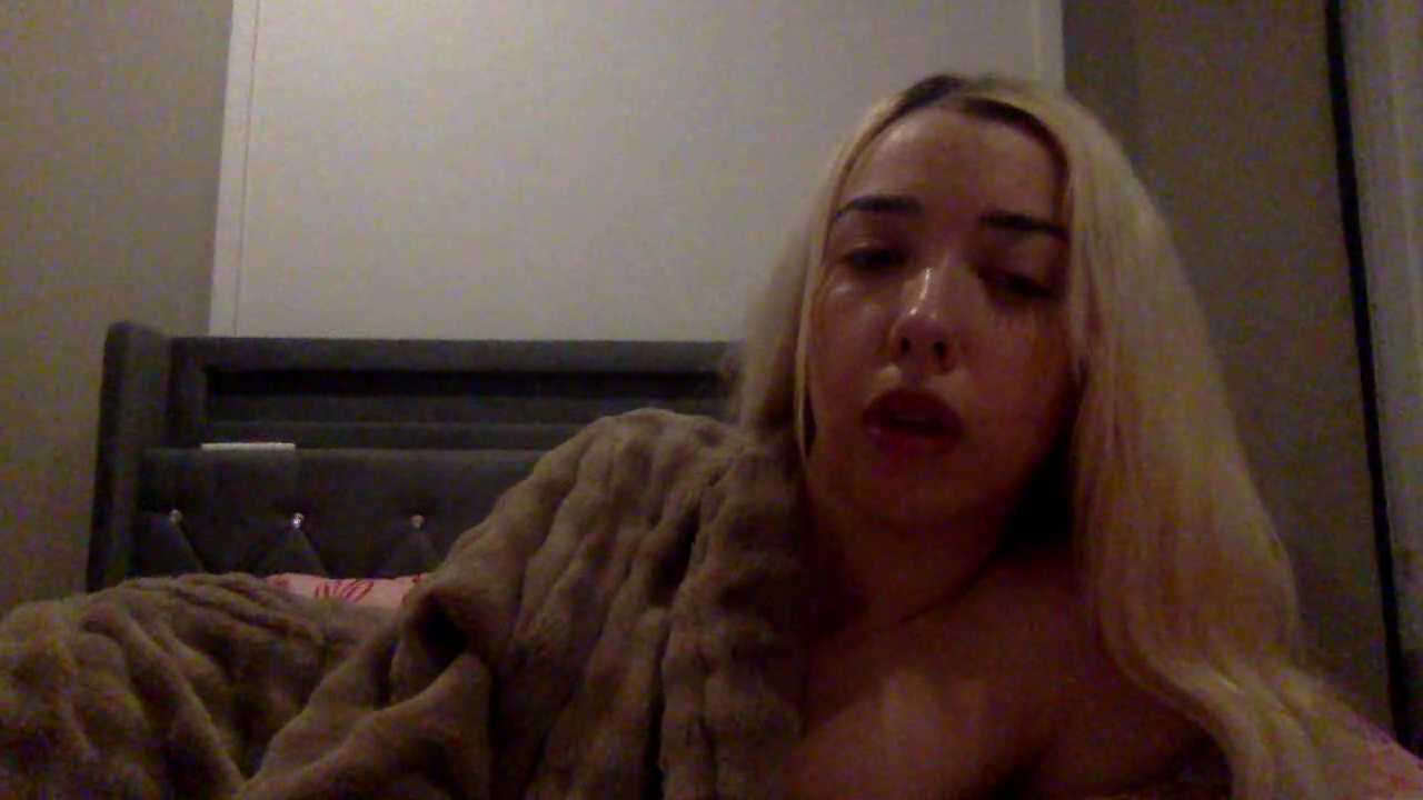 kourtney_carter Stripchat recording – Oct 18, 2026