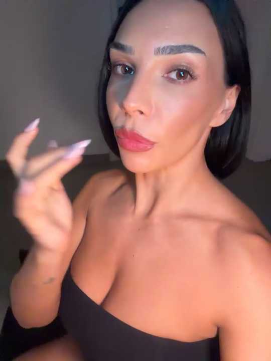 krissiswrld- Stripchat recording – Oct 19, 2026