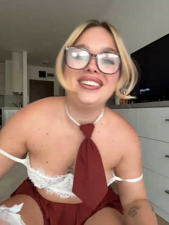 lilixcake Stripchat recording – Oct 19, 2026