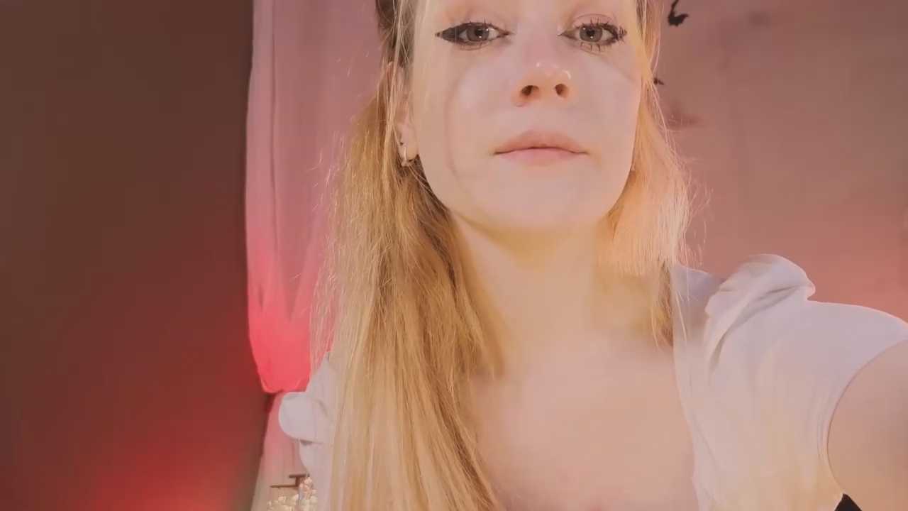 lisa_everly Stripchat recording – Oct 24, 2026
