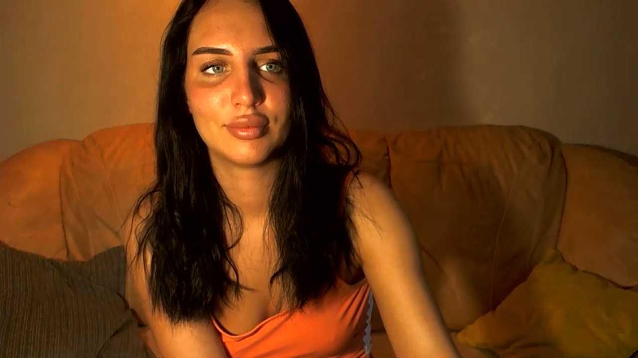 lola_hola Stripchat recording – Oct 20, 2026