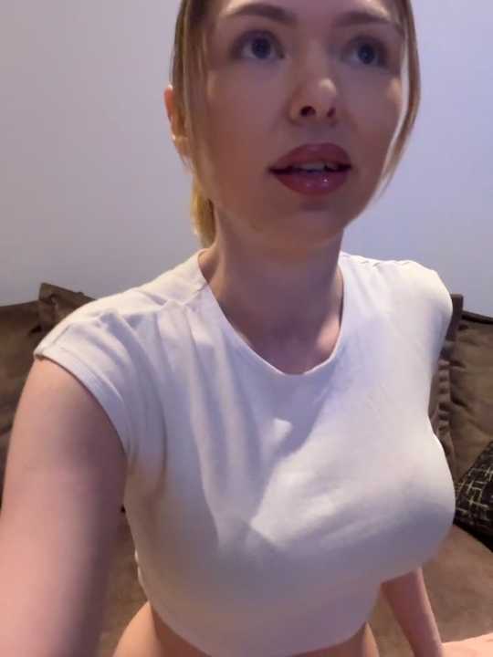lolableux Stripchat recording – Oct 20, 2026