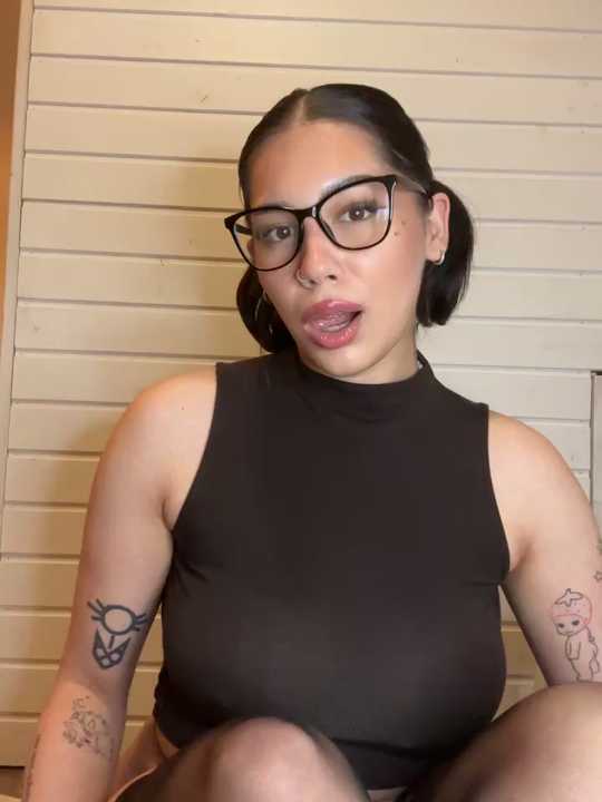 lora_meow Stripchat recording – Oct 24, 2026