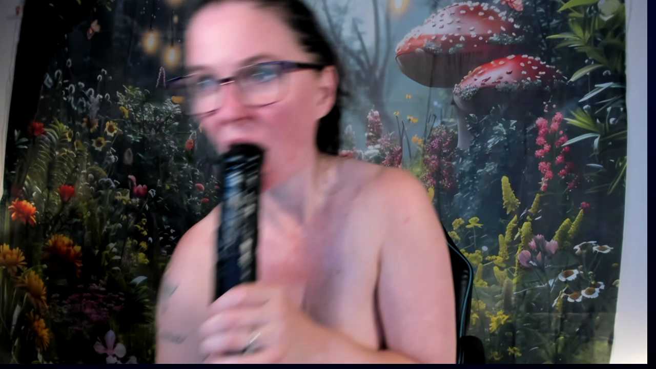 lou_roar cam recording