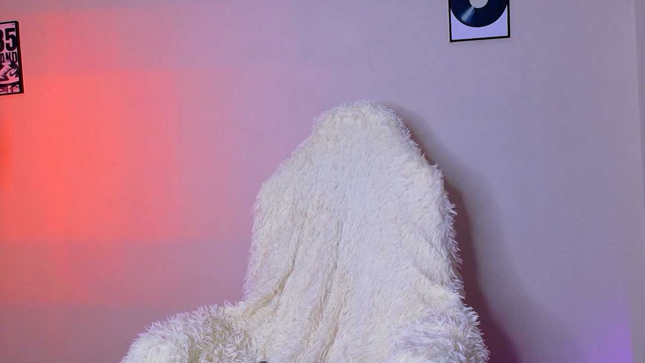 love4me01 Stripchat recording – Oct 22, 2026