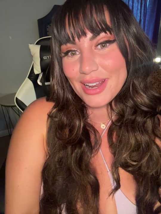 lovely_beast cam recording
