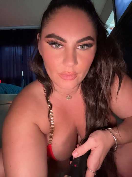 lovely_beast cam recording