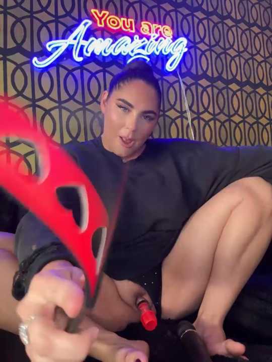lovely_beast cam recording