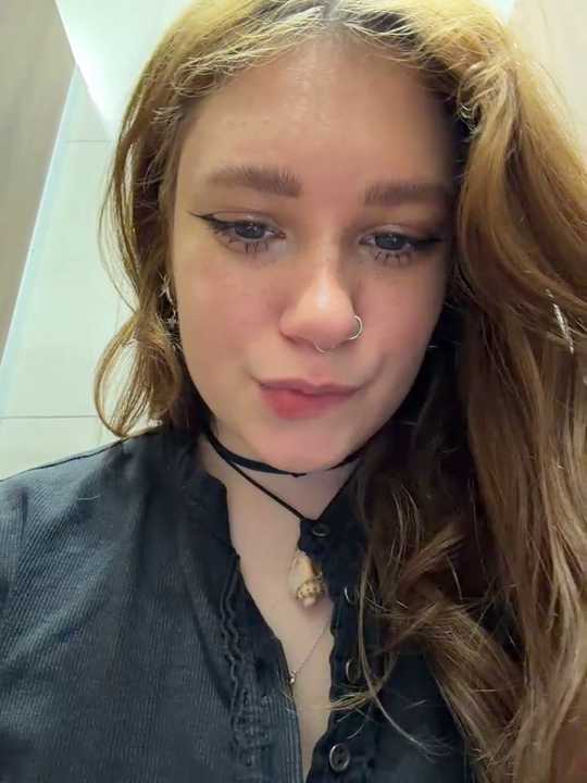 lucy-joy Stripchat recording – Oct 10, 2026