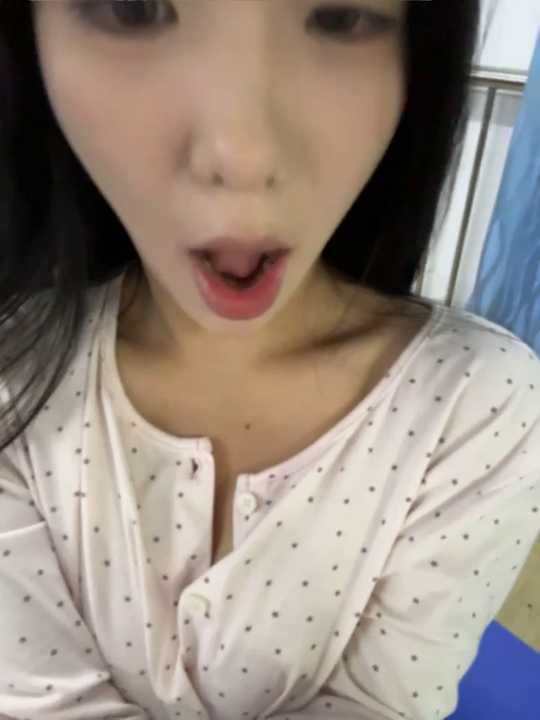 lucy2027 Stripchat recording – Oct 25, 2026