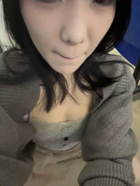 lucy2027 Stripchat recording – Oct 24, 2026