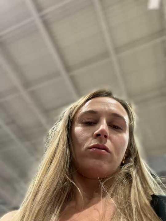 lunagirl13 Stripchat recording – Oct 22, 2026