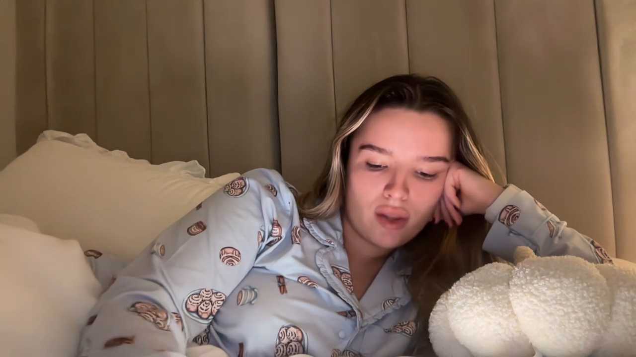 maisiesmithx cam recording