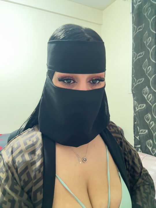 mari_layali