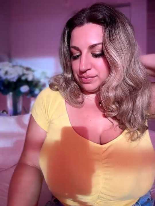 miamellycious cam recording