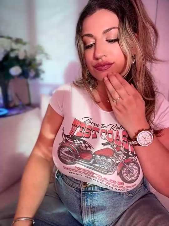 miamellycious cam recording
