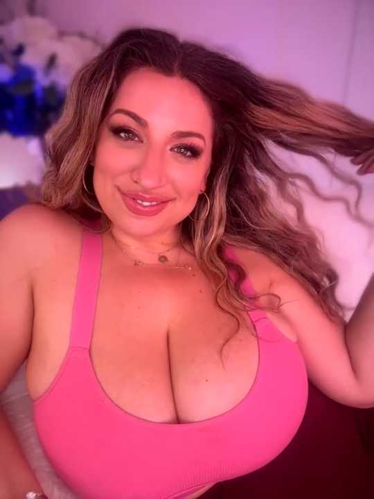 miamellycious cam recording
