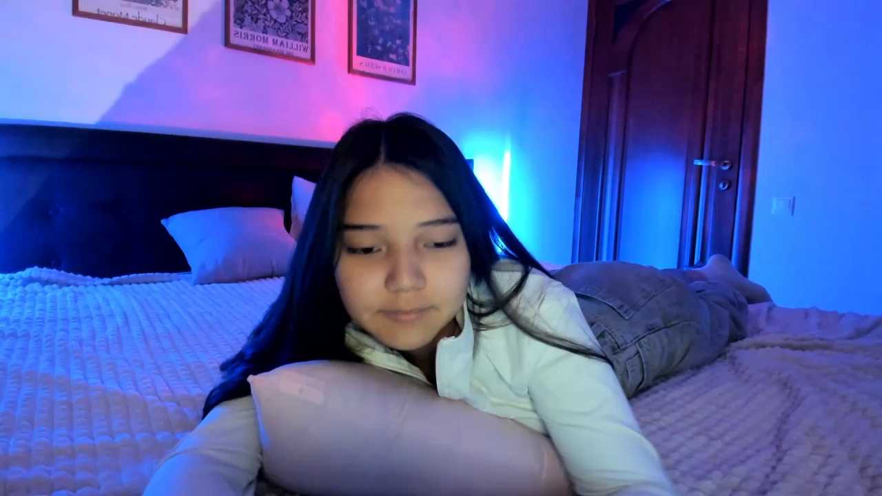 milana_marttt cam recording