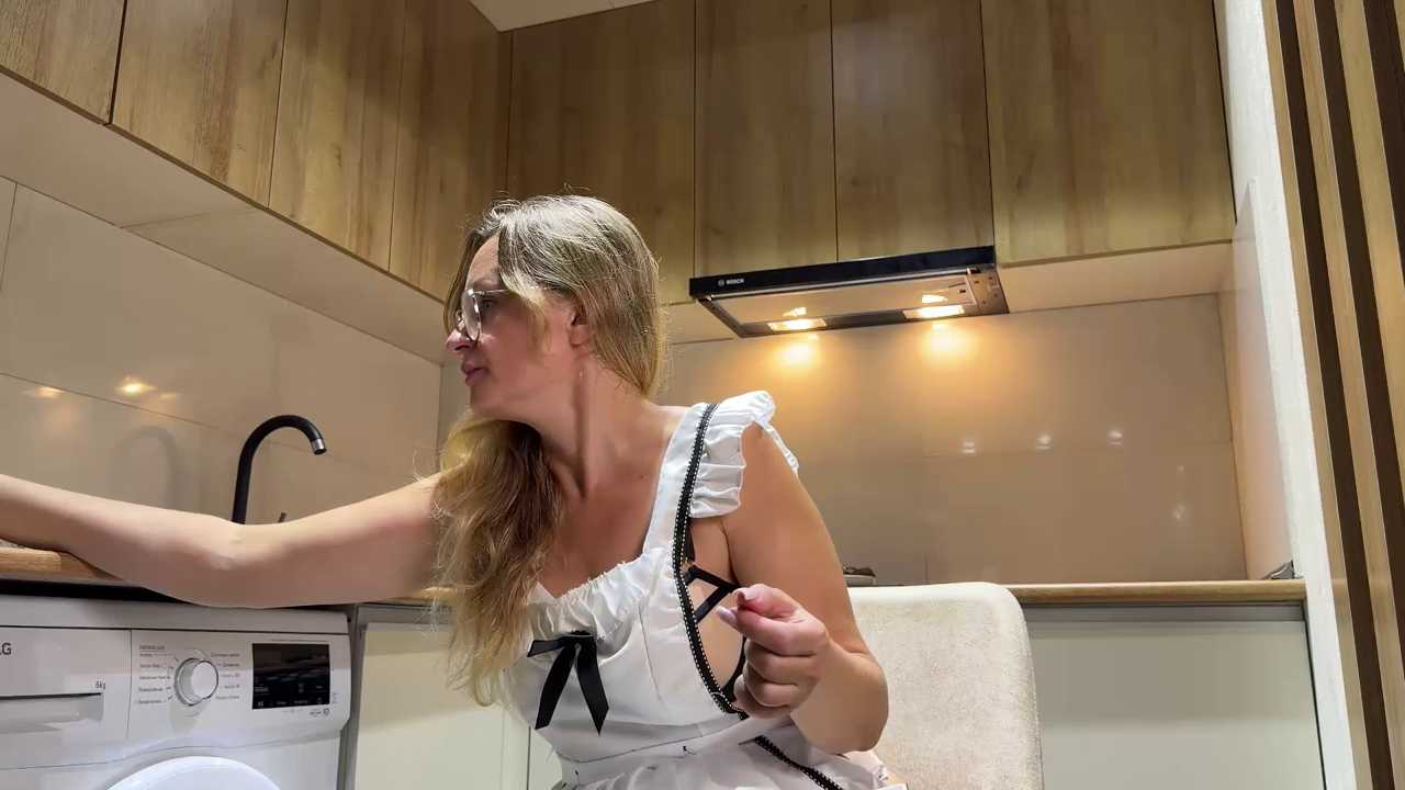mommy_nadin cam recording