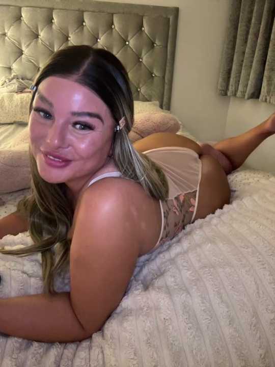 naughtychelseaxox cam recording