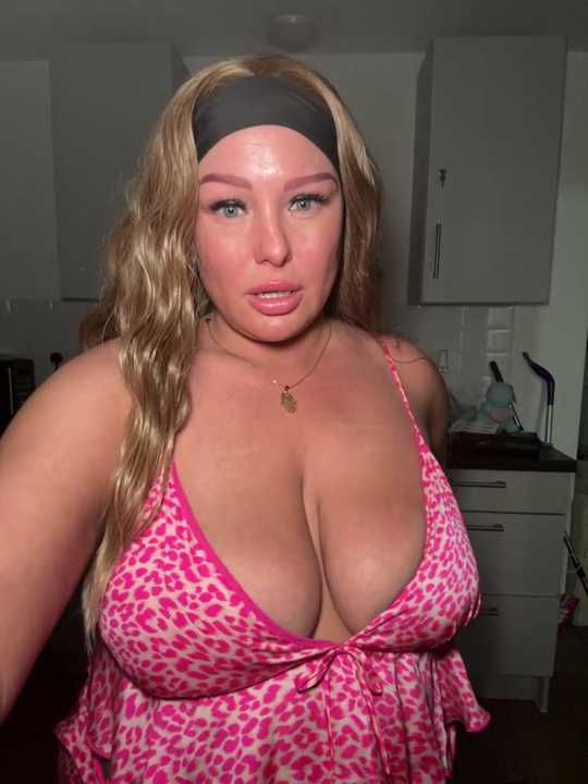 naughtychelseaxox