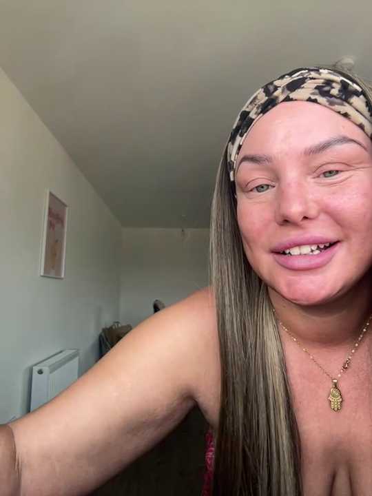 naughtychelseaxox