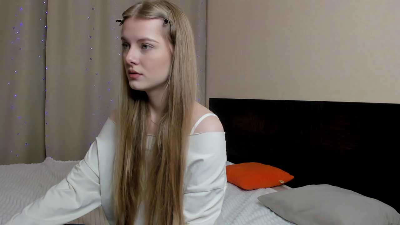 nikicat_ cam recording
