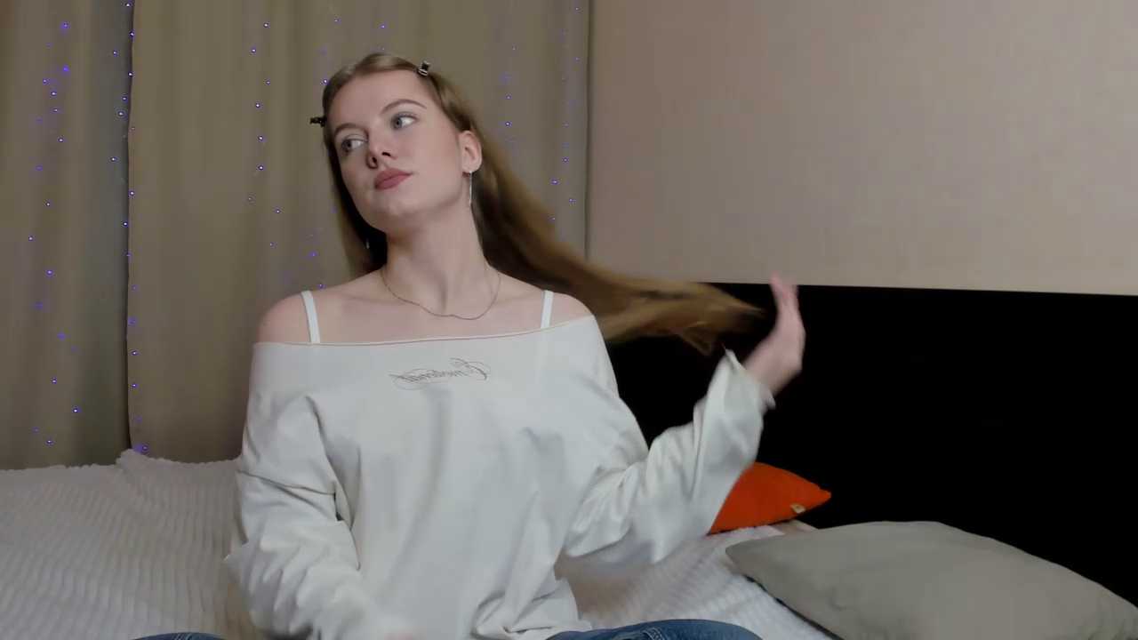 nikicat_ cam recording