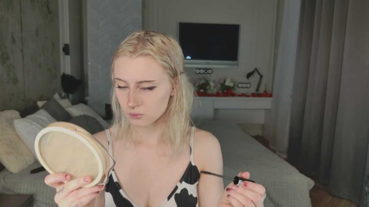 oh__lily cam recording