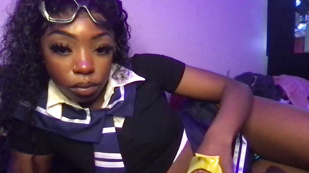 petitesweetkay cam recording